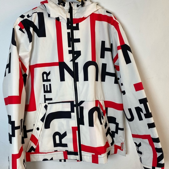 hunter exploded logo jacket